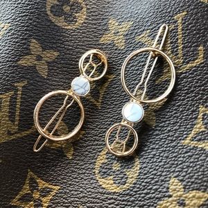 Hair Clip Set - 2 white marble/gold NEW